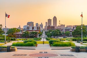Des-Moines
